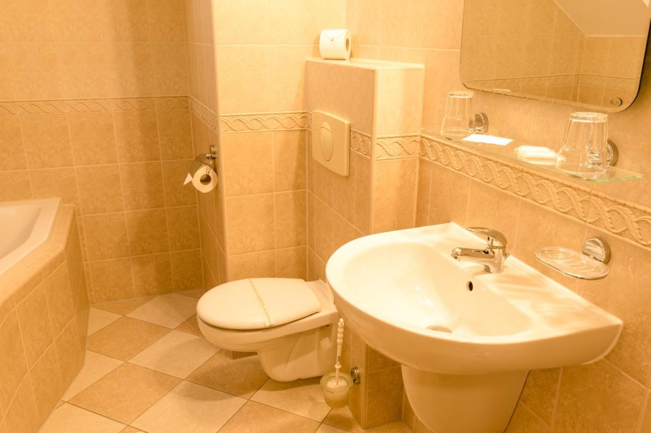 Hotel Vitkova Hora - Veitsberg Karlovy Vary Extérieur photo